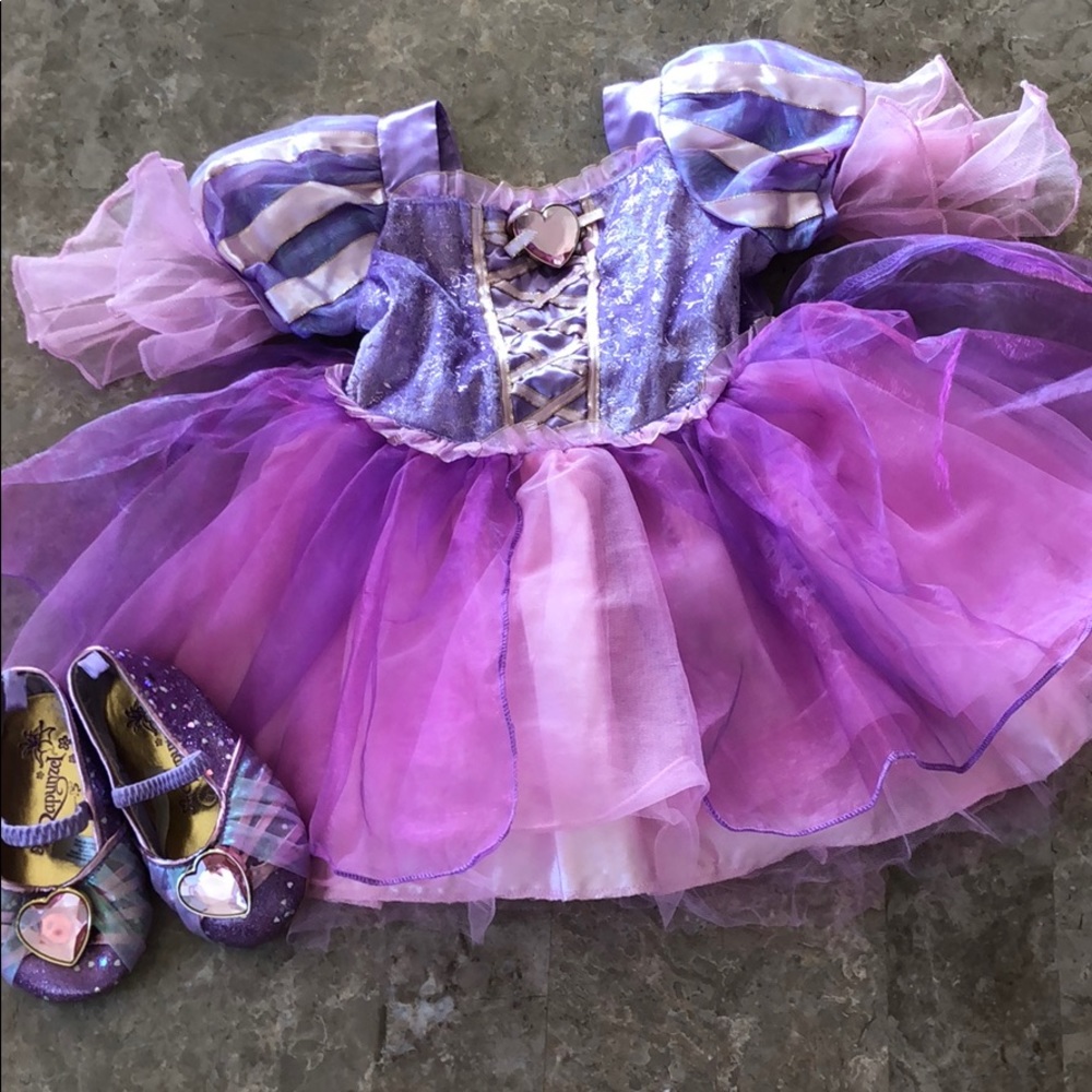 Rapunzel costume